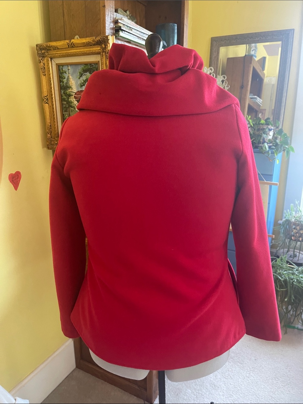 Red Draped-Collar Pea (like) Coat - Picture 2 of 7